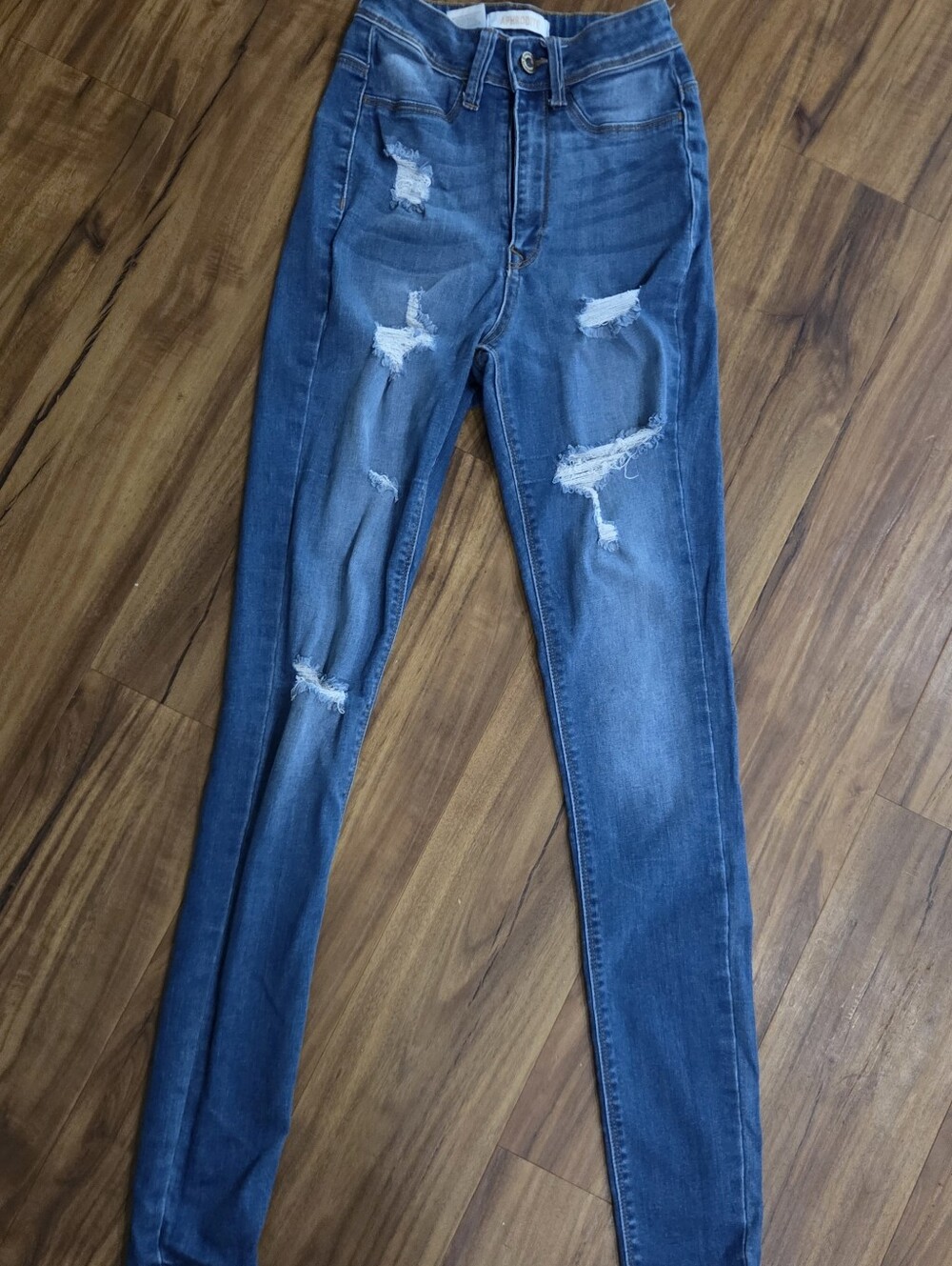 Aphrodite Distressed Skinny Jeans Size 1/25 Medium Wash